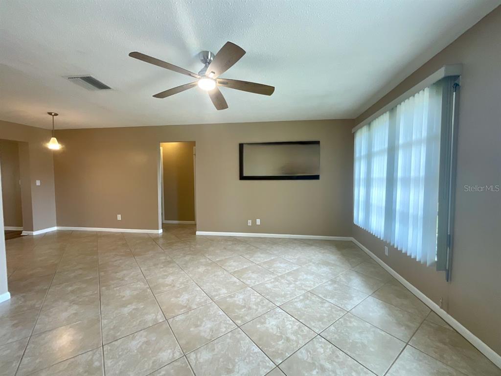 4425 96TH AVENUE N, PINELLAS PARK, FL — photo 4 of 30