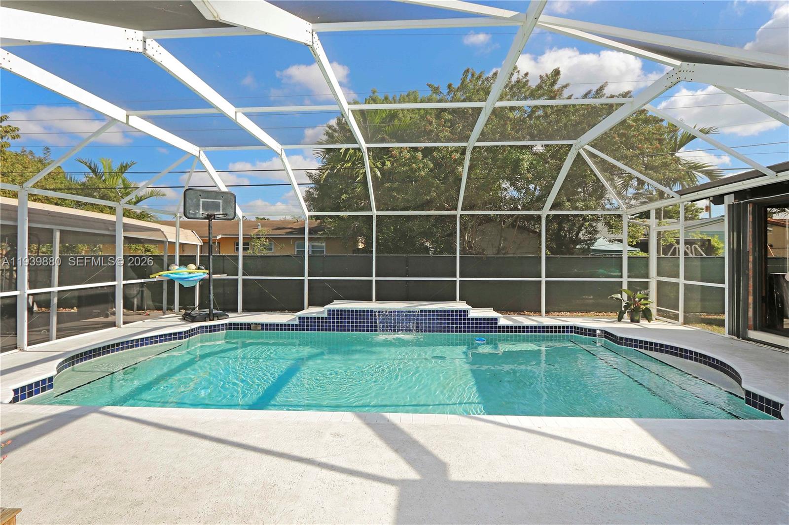 3825 SW 125th Ave, Miami FL 33175