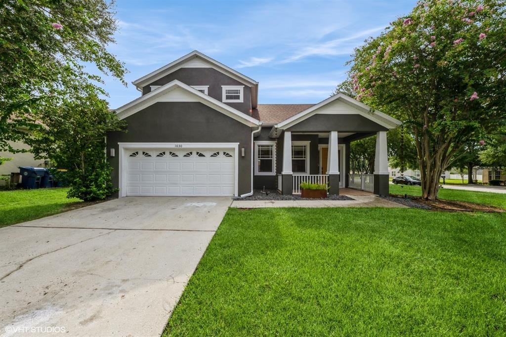 1030 WILLOW OAK LOOP