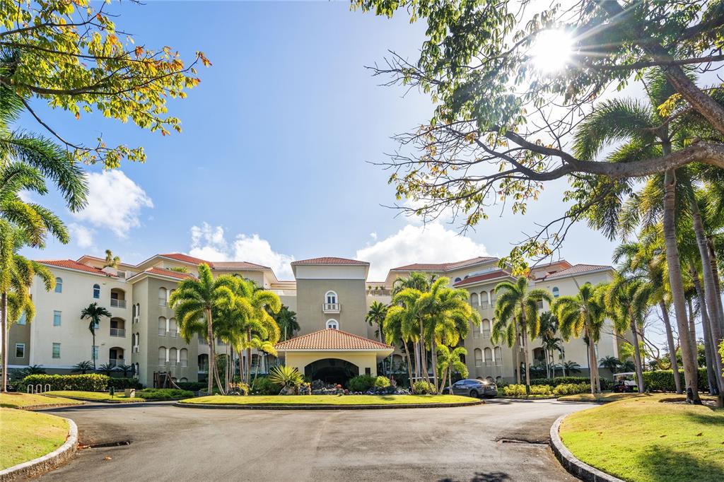 500 PLANTATION DR. UNIT 1-101