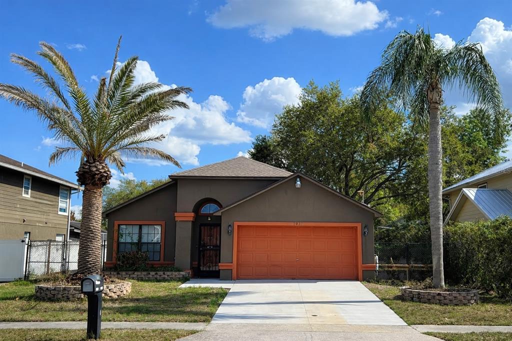 2931 OAKTREE DRIVE
