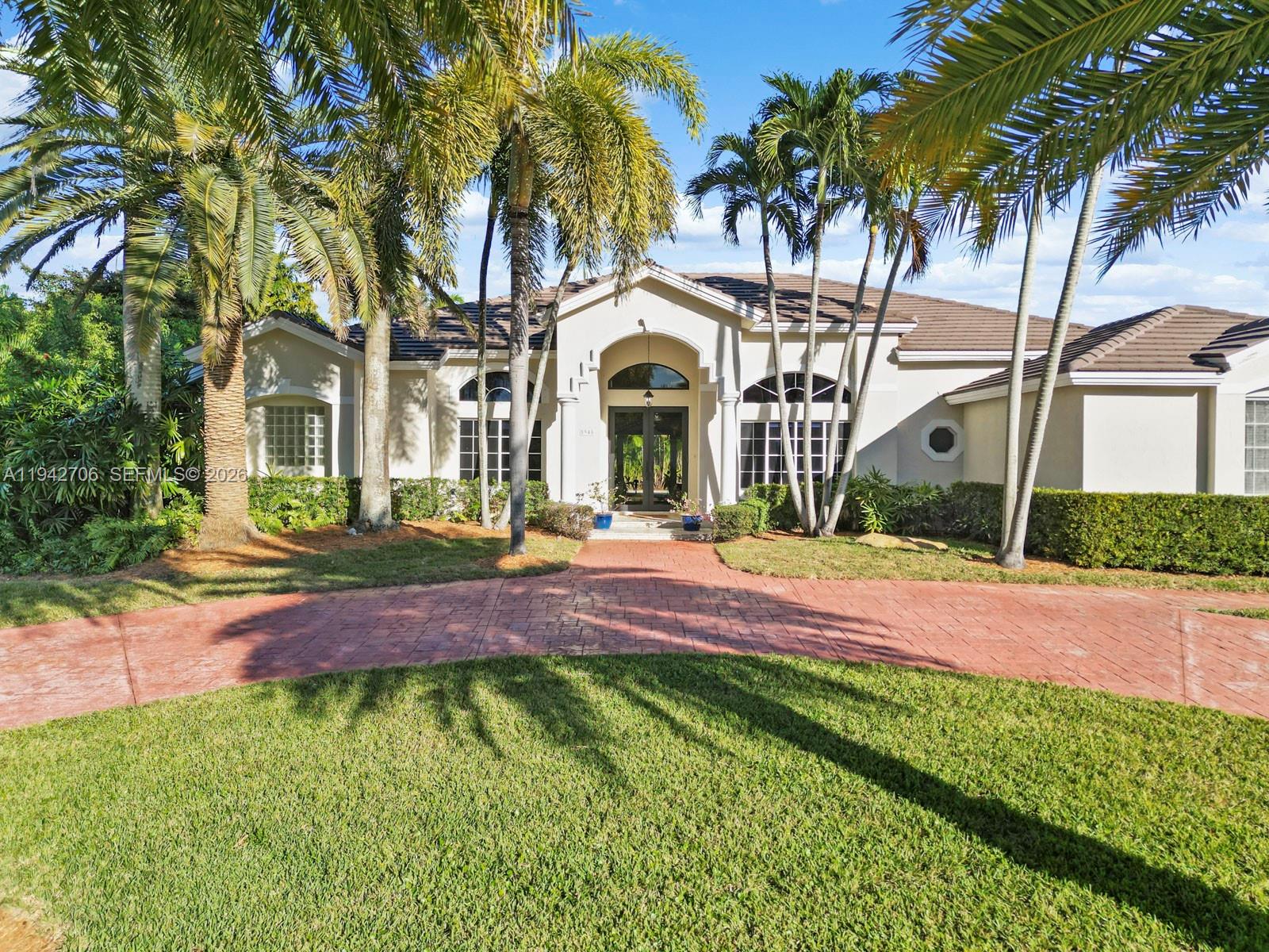 8945 SW 162nd Ter, Palmetto Bay FL 33157