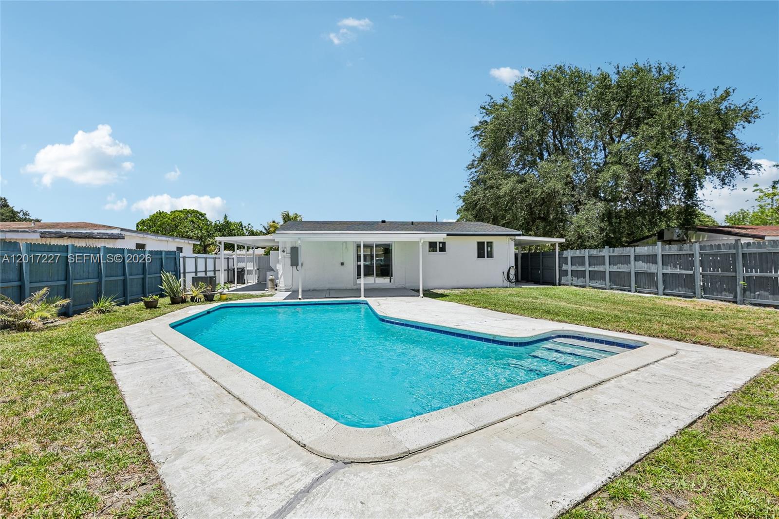 6214 Fletcher St, Hollywood FL 33023