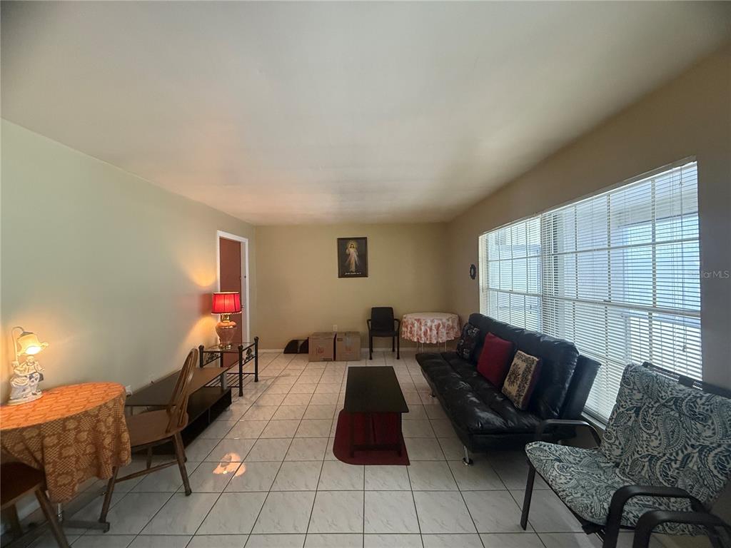 1034 PLANTATION DRIVE UNIT D4, KISSIMMEE, FL — photo 4 of 20