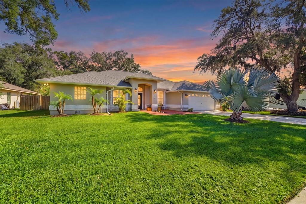 2511 VINY COURT