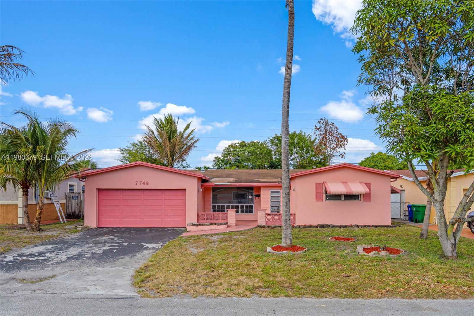 7749 Fairway Blvd, Miramar FL 33023