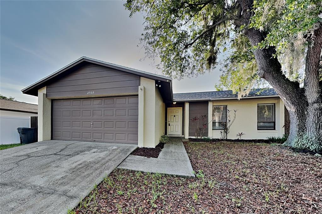 2709 MANOR HILL DRIVE