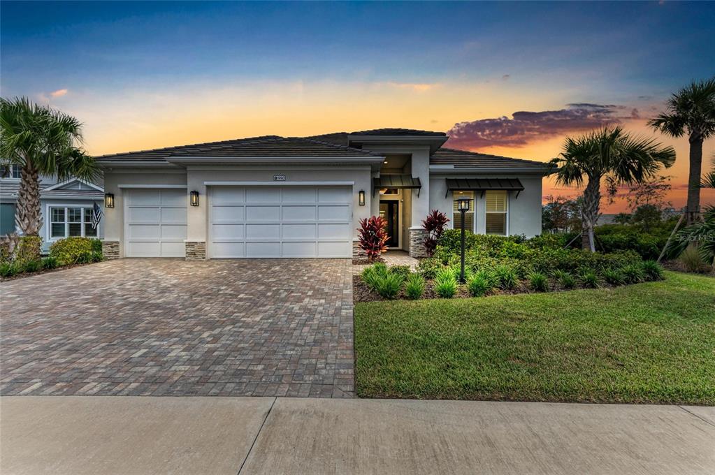 990 SEASCAPE PLACE