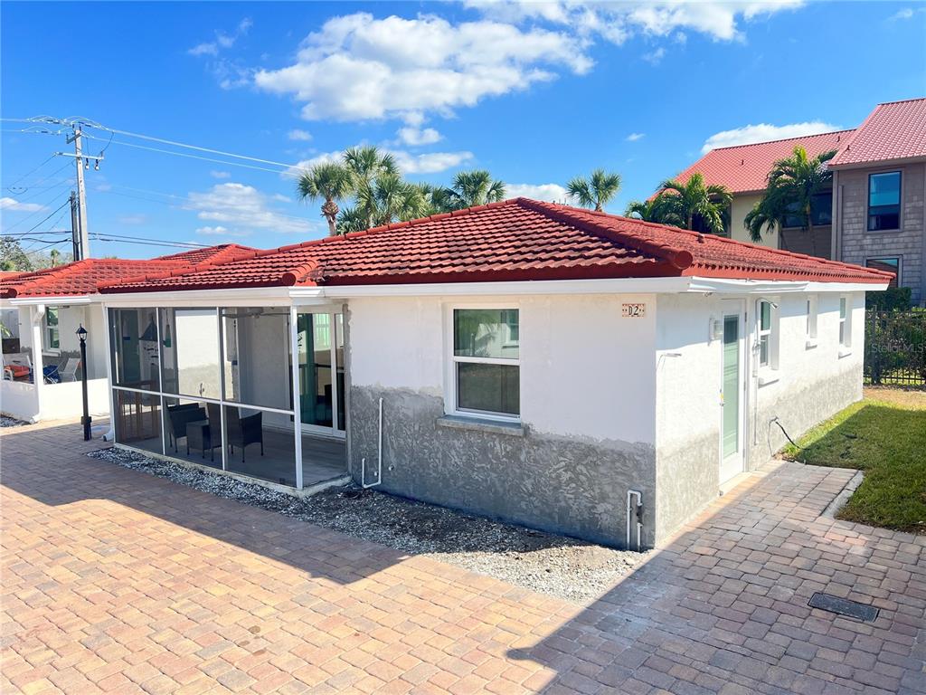 6154 MIDNIGHT PASS ROAD UNIT D02