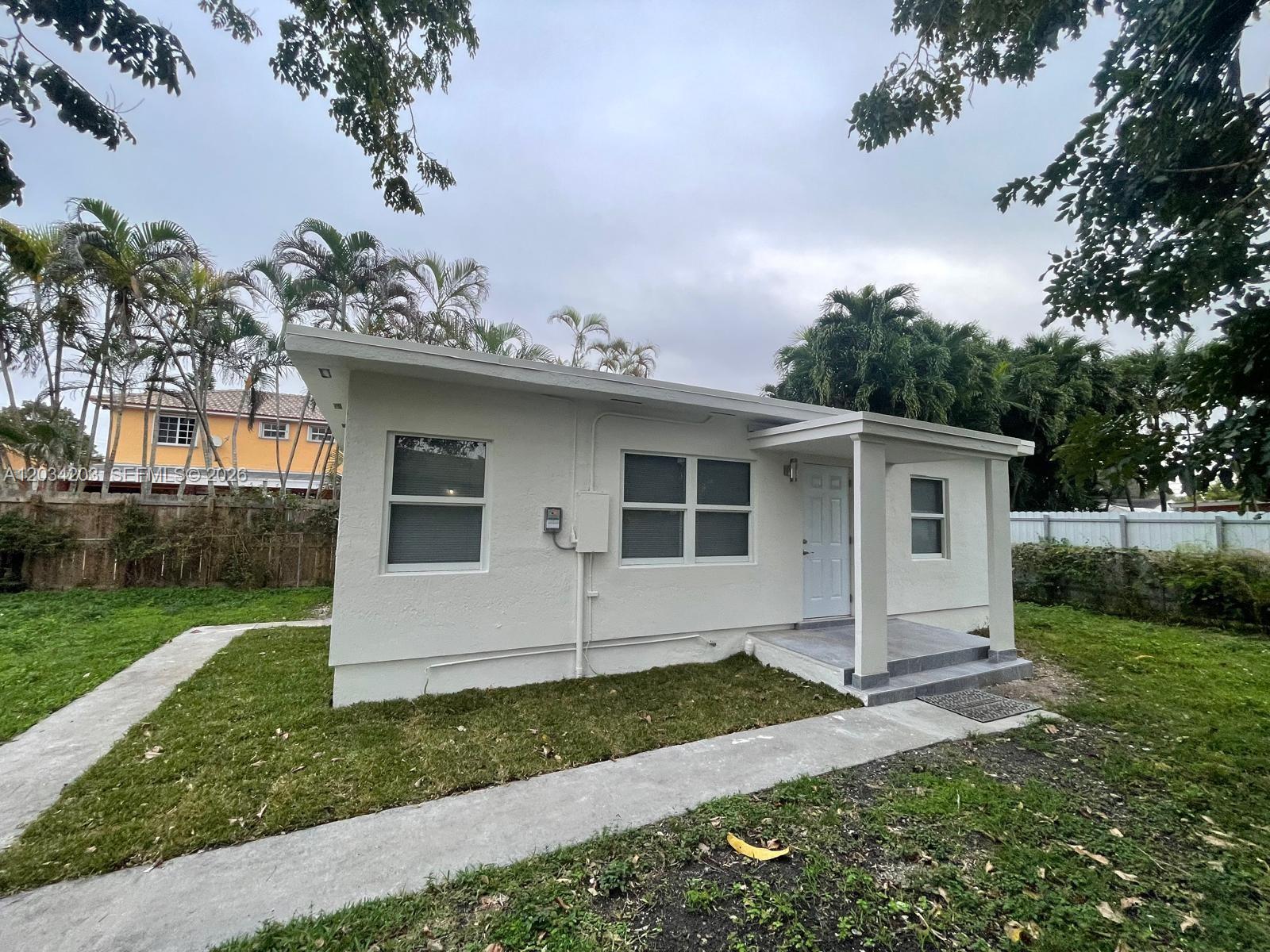 2103 SW 60th Ave # 2, Miami FL 33155