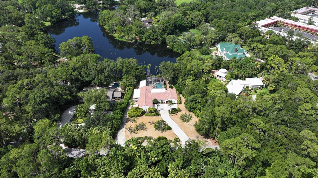 200 ISLAND WAY, WINTER HAVEN, FL — photo 2 of 30