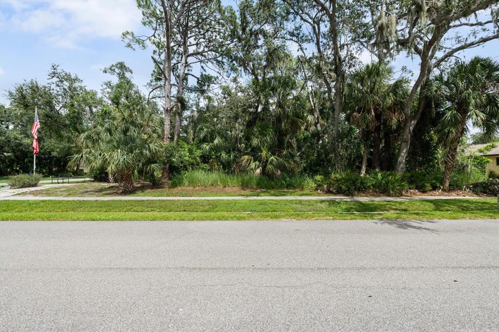 BENT OAK DRIVE, SARASOTA, FL — photo 5 of 9