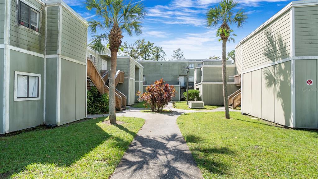 110 SCOTTSDALE SQUARE UNIT 110