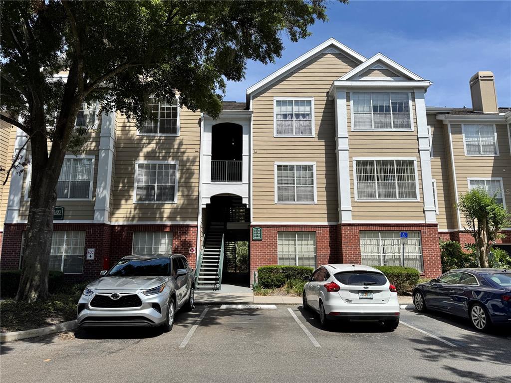 13103 MULBERRY PARK DRIVE UNIT 833