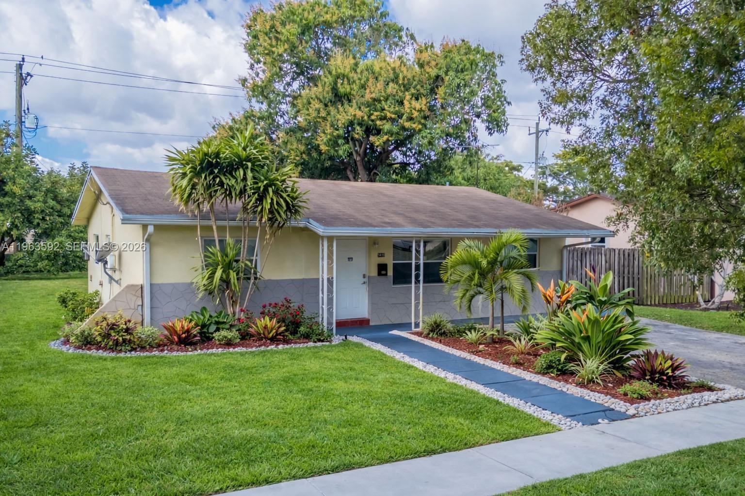 3430 N 65th Ave, Hollywood FL 33024