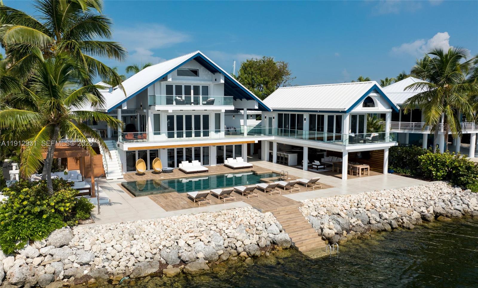 555 Ocean Cay Dr, Key Largo FL 33037