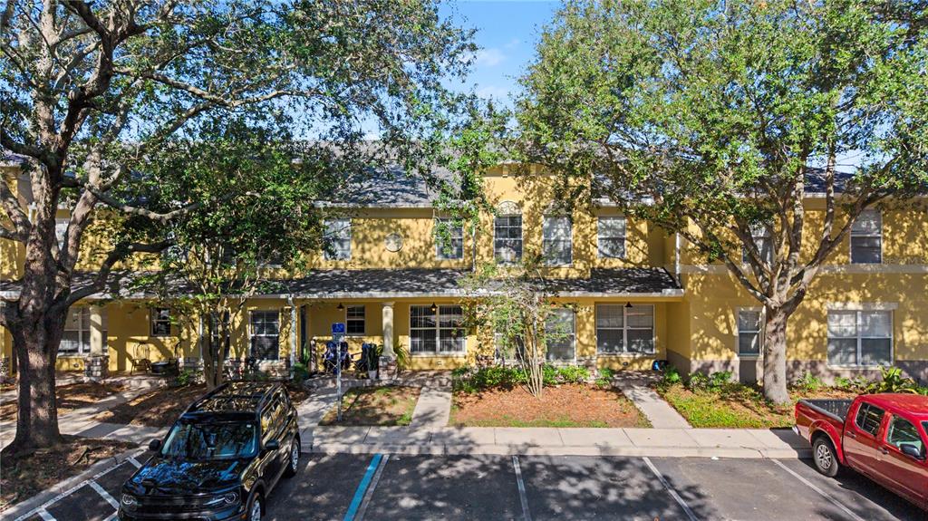 240 CASTLEKEEPER PLACE, VALRICO, FL — photo 2 of 30