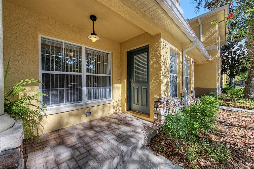 240 CASTLEKEEPER PLACE, VALRICO, FL — photo 4 of 30
