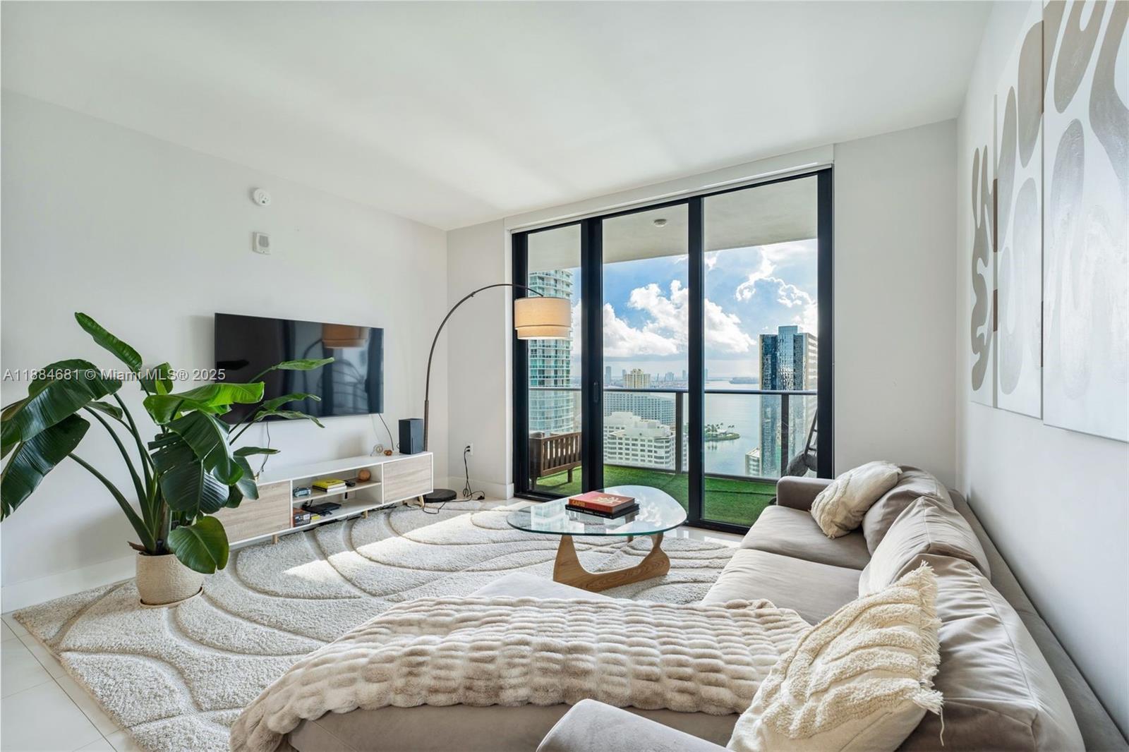 1010 Brickell Ave # 3004, Miami FL 33131