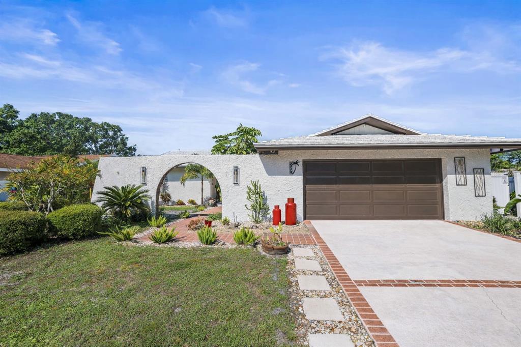 2778 CAPWOOD LANE