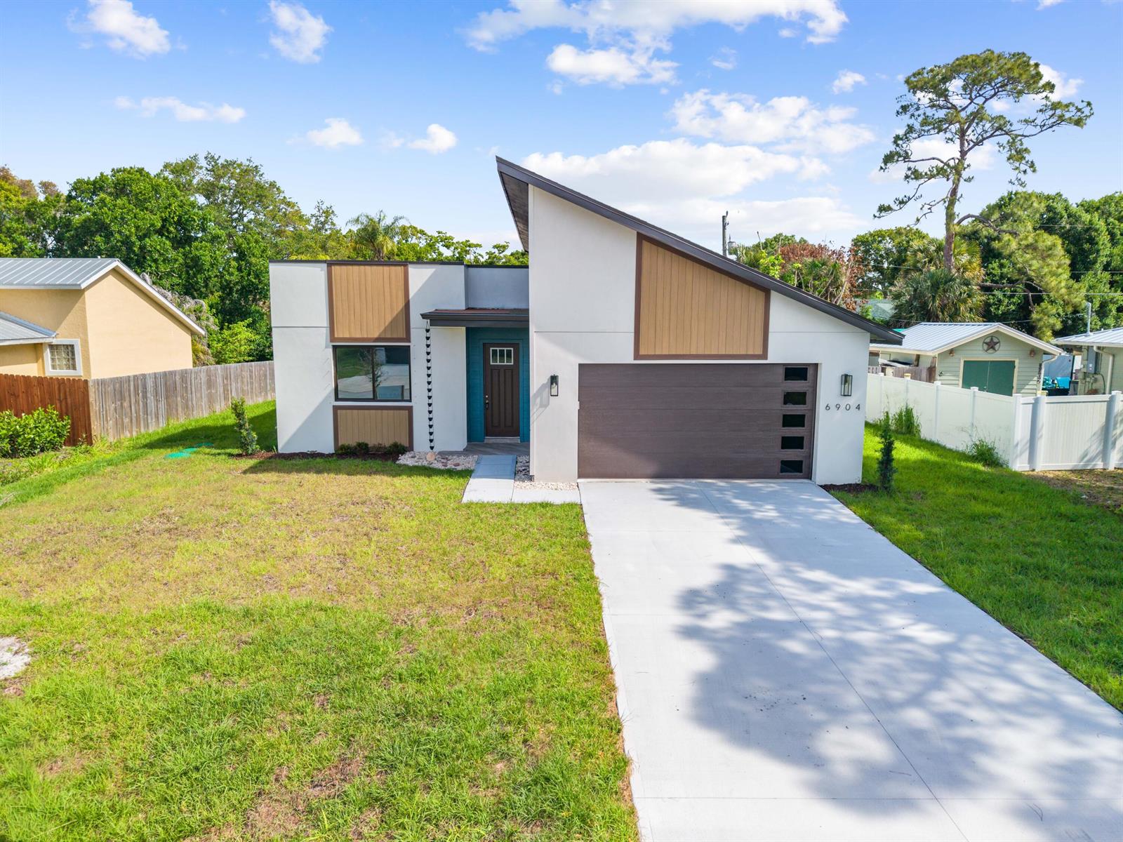 6904 Salerno Road, Fort Pierce FL 34951