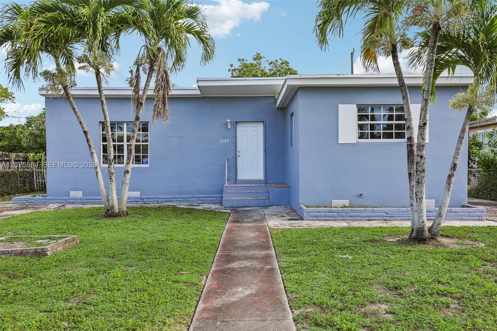1045 NW 115th St, Miami FL 33168