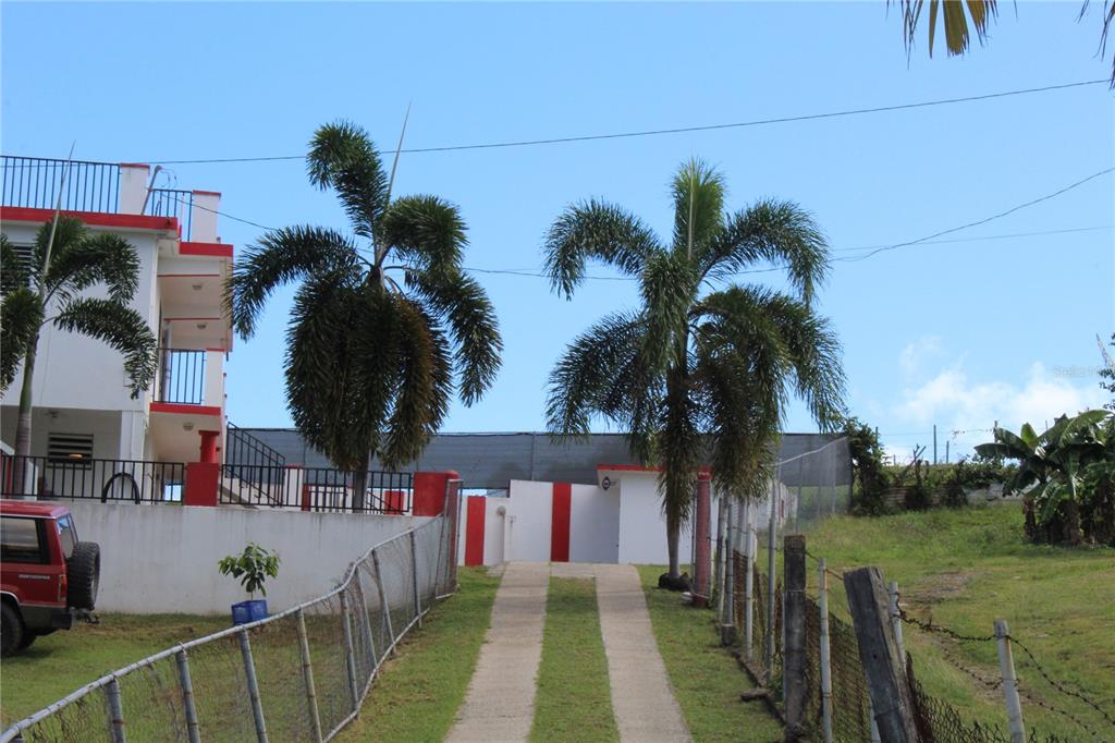 689-A SANDCZAR, VIEQUES, PR — photo 4 of 30