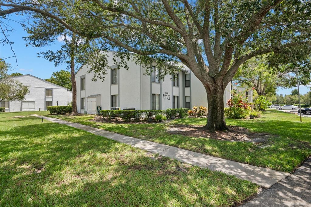 1151 PINE RIDGE CIRCLE W UNIT C1