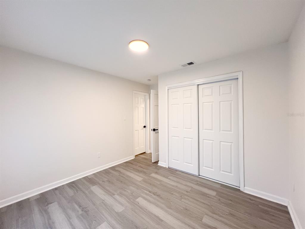 965 BRENTWOOD DRIVE