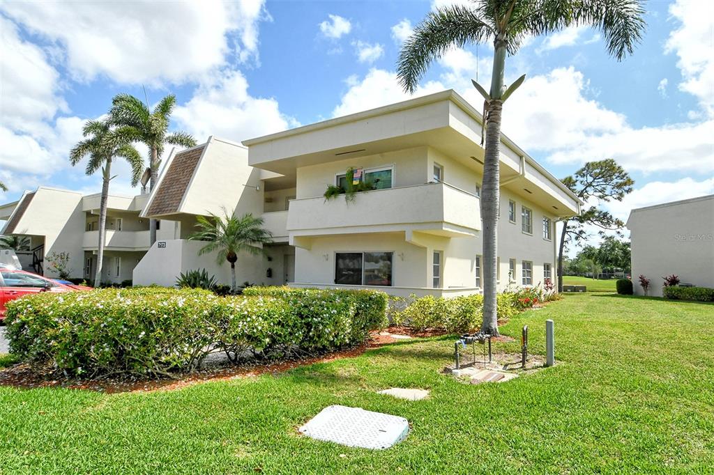 7173 W COUNTRY CLUB DRIVE N UNIT 141