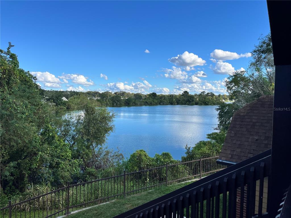 400 LAKE PLACID COURT UNIT 204