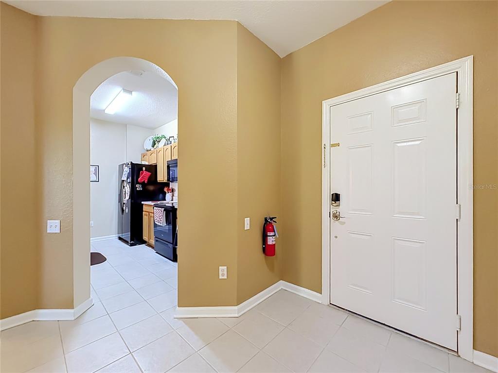 2784 ALMATON LOOP UNIT 205, KISSIMMEE, FL — photo 4 of 30