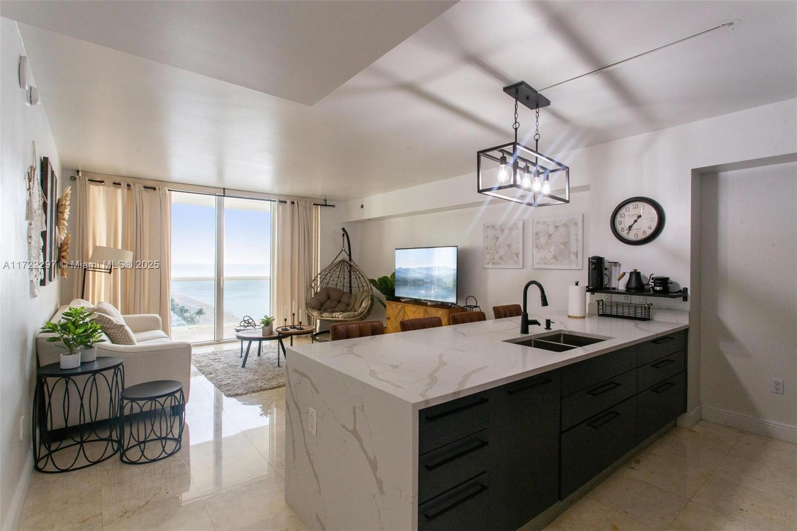 1830 S Ocean Dr # 1712, Hallandale Beach FL 33009