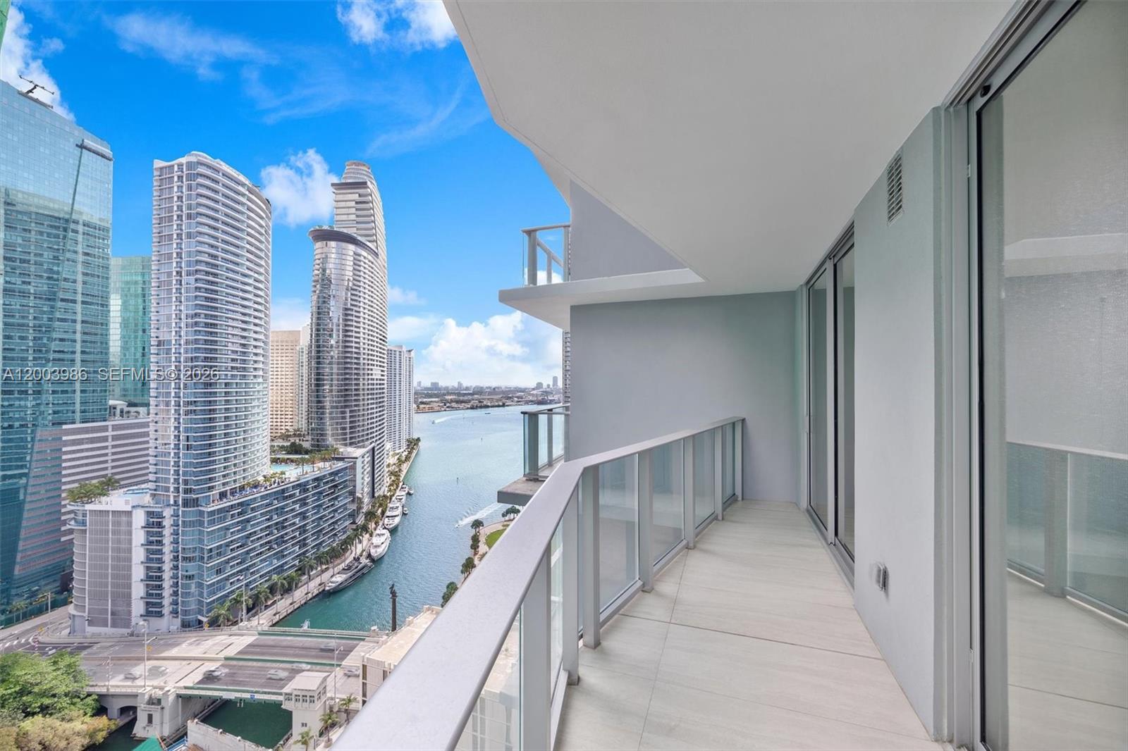 77 SE 5th Street # 3005, Miami FL 33131