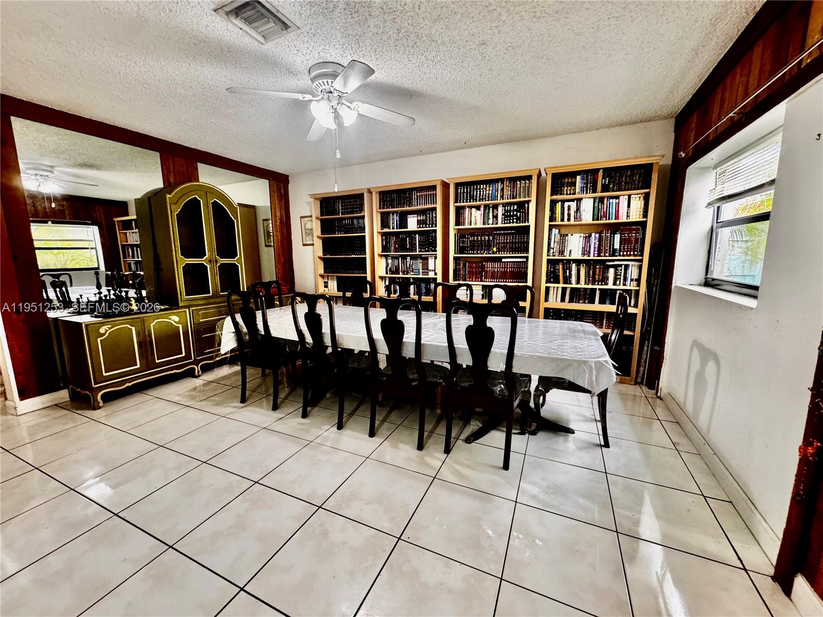 1335 NE 176th St, North Miami Beach FL 33162
