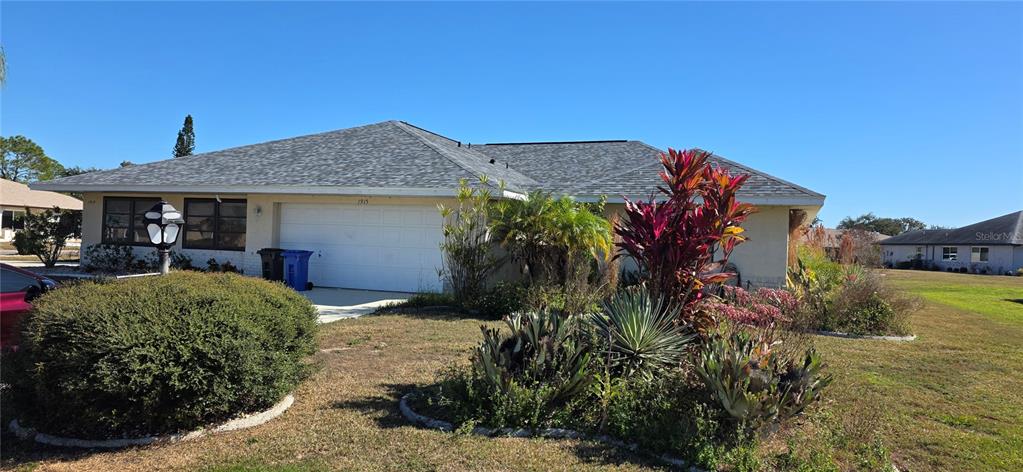 1915 W DEL WEBB BOULEVARD