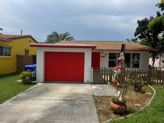 1507 Hayes Street, Hollywood FL 33020