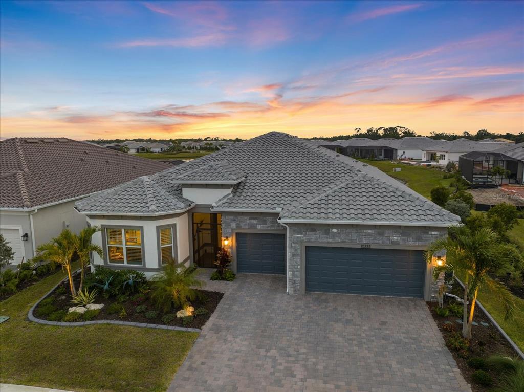 10333 BLUE RUNNER DRIVE