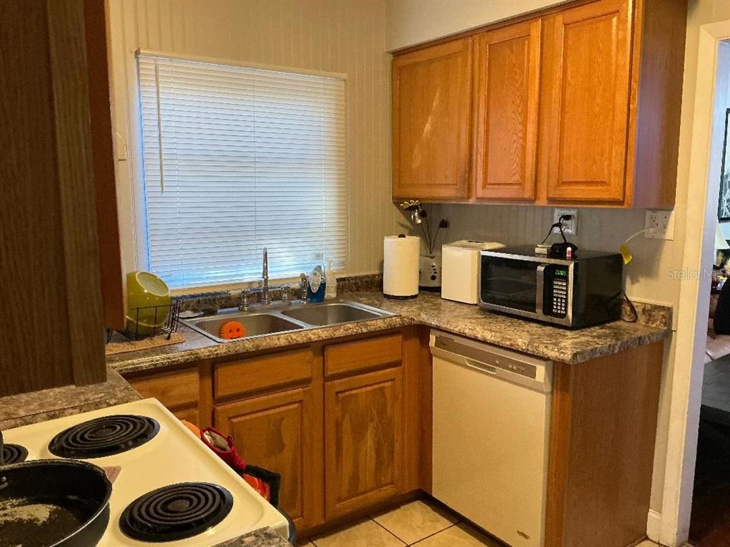 312 OSCEOLA AVENUE, EUSTIS, FL — photo 5 of 15