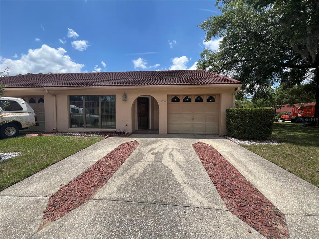 1910 SW 34TH COURT