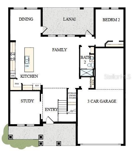 This is a floor plan of a home's first level featuring a kitchen, family room, and garage — 814 W ORIENT STREET, TAMPA, FL