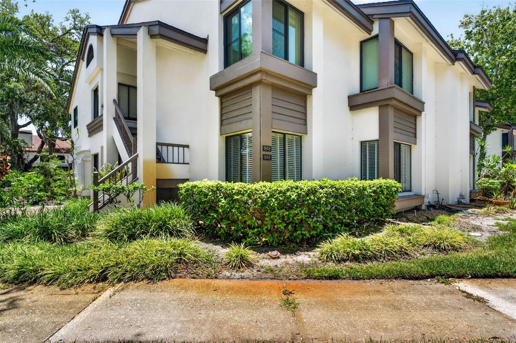 1846 LAKE CYPRESS DRIVE UNIT 1846