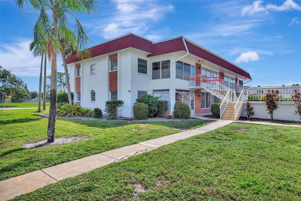 3460 32ND AVENUE N UNIT 201
