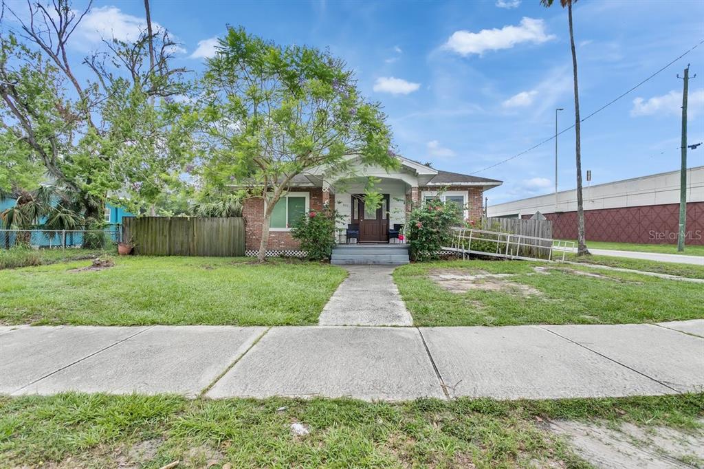 801 E LOUISIANA AVENUE