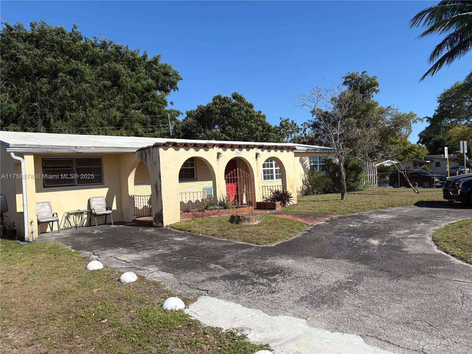 3017 Bahama Dr, Miramar FL 33023