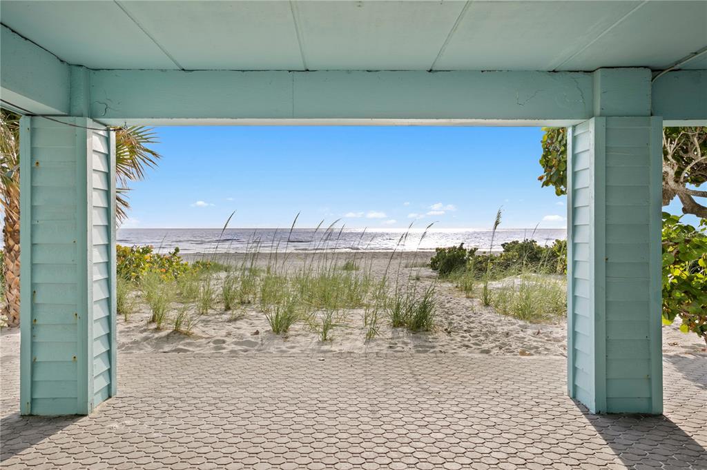 20060 GULF BOULEVARD, INDIAN SHORES, FL — photo 5 of 30