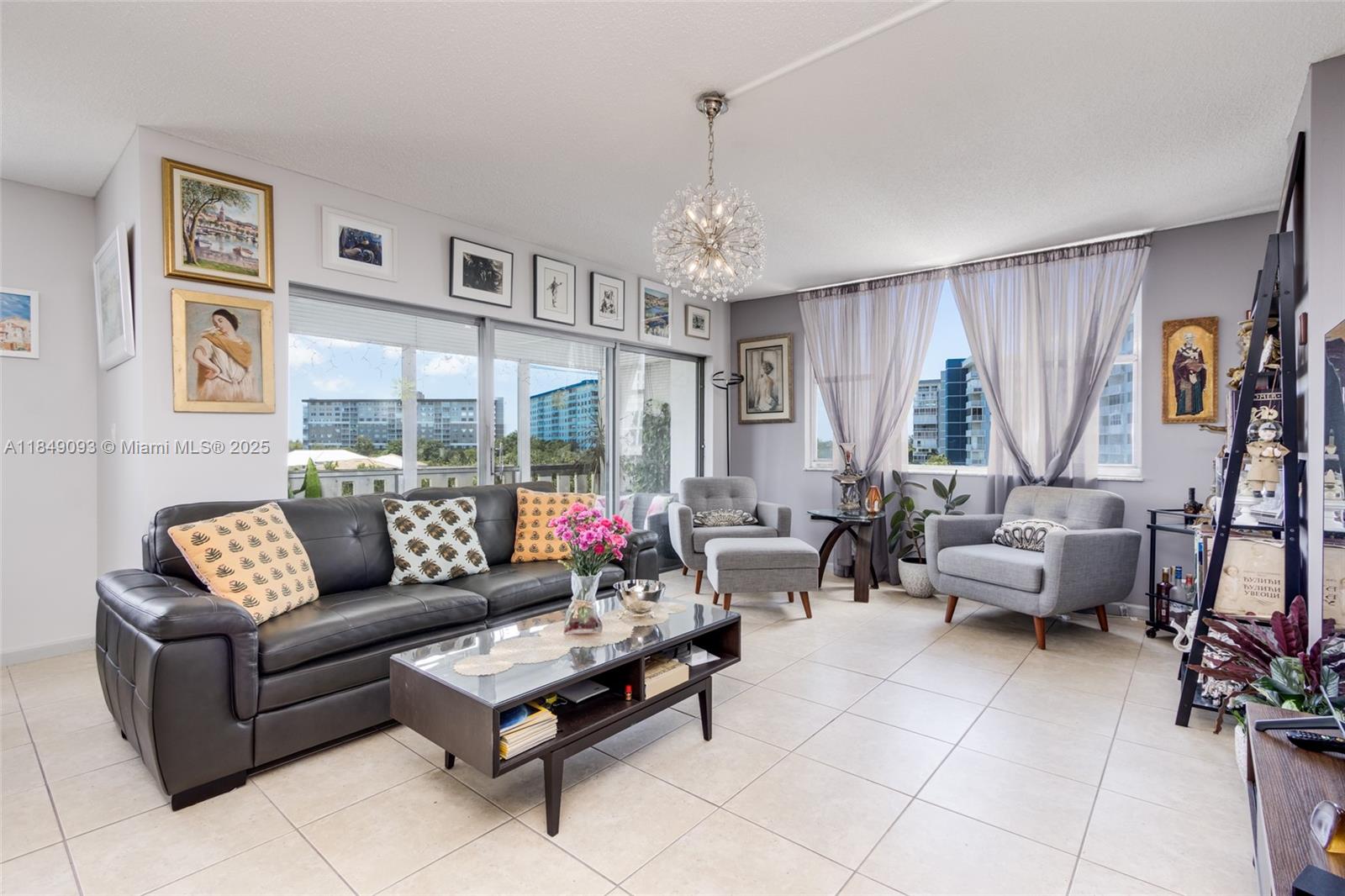 4330 Hillcrest Dr # 519, Hollywood FL 33021