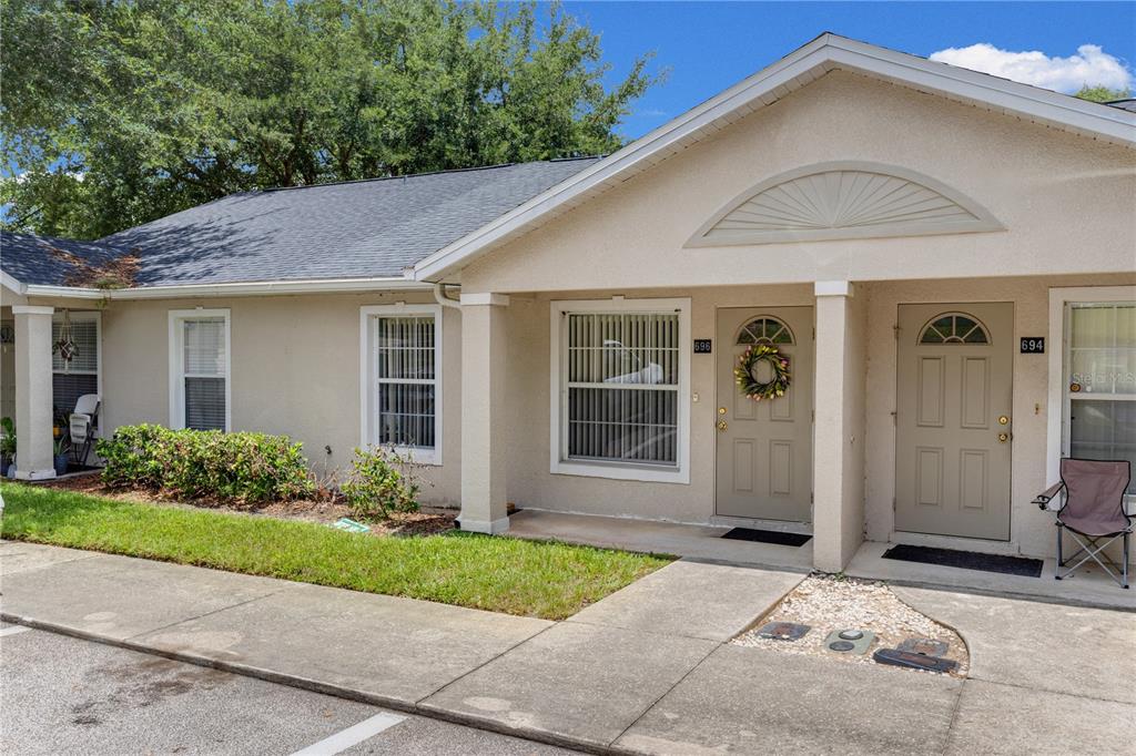 696 S GRAND HIGHWAY, CLERMONT, FL — photo 4 of 30