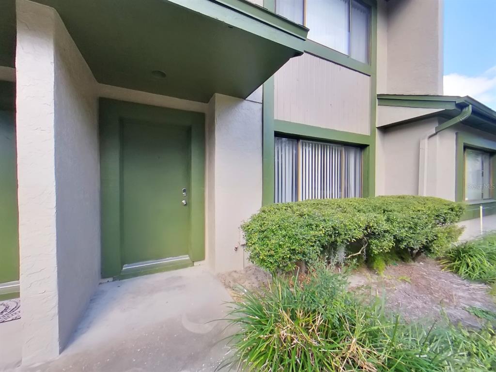 7805 AMBERLEA COURT