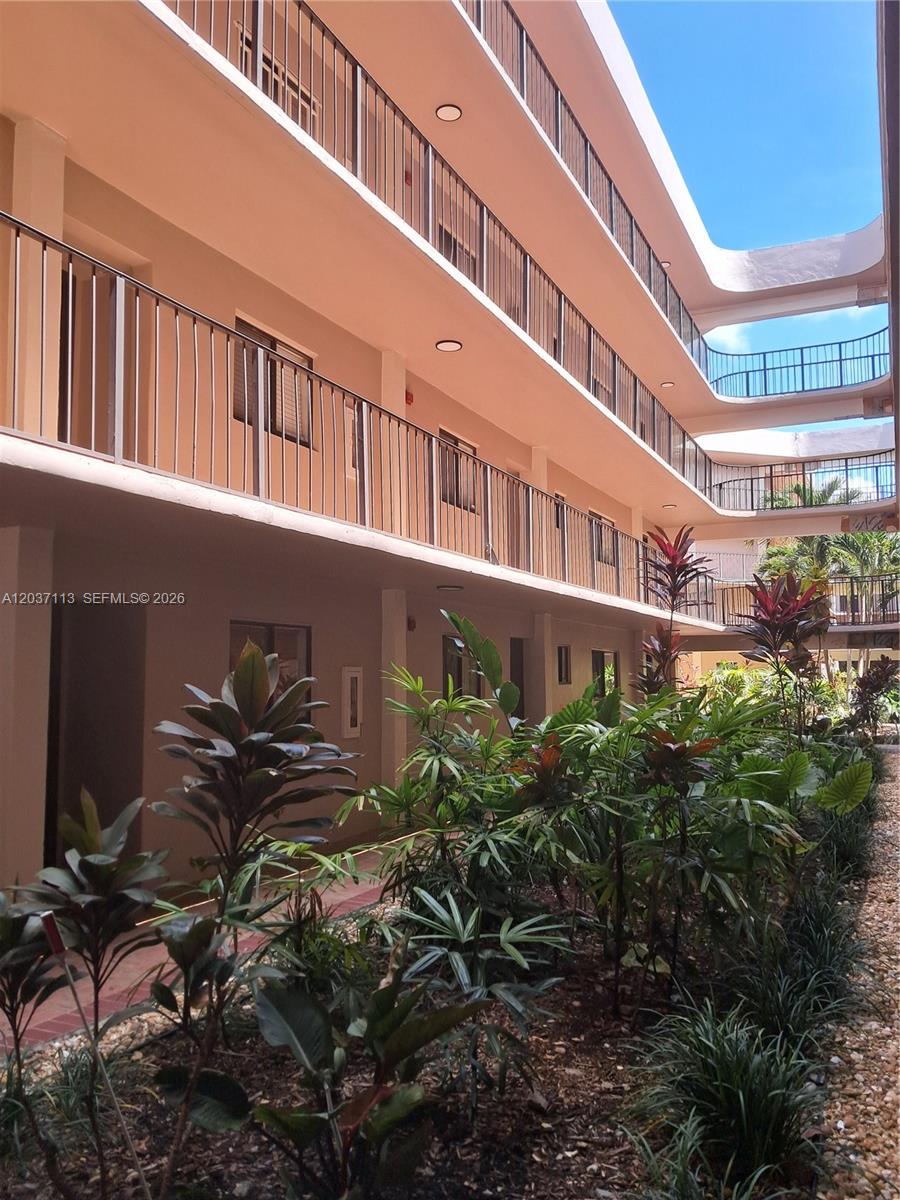8420 SW 133rd Ave Rd # 120, Miami FL 33183